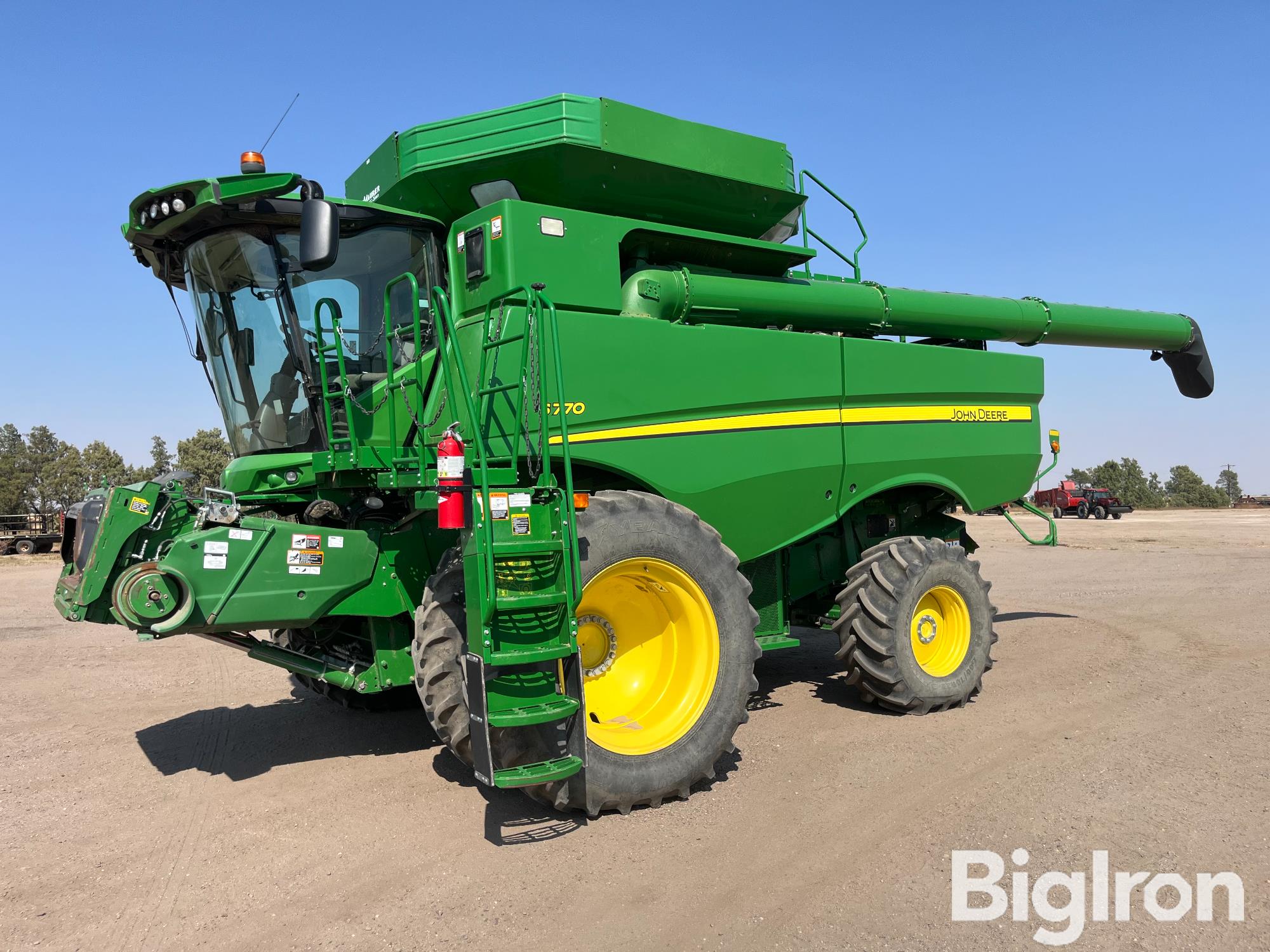 2019 John Deere S770 2WD Combine 