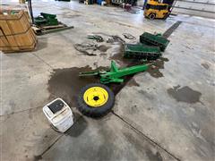 items/14712148c3bbed119ac400155d72f726/johndeere1990drillmetersgrounddrivesystem_e1347d6d6c1f4561a3397d8e1440185e.jpg