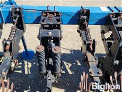 items/14a5fd9b4a0ef0119d476045bd488df1/kinze-1500-6r30-cultivator_0b29d75f4e0042aa8daa587fb95f8d31.jpg