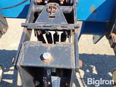 items/14a5fd9b4a0ef0119d476045bd488df1/kinze-1500-6r30-cultivator_4ef1ab600f184deda4bccb74d55a8862.jpg