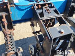 items/14a5fd9b4a0ef0119d476045bd488df1/kinze-1500-6r30-cultivator_724db283039c419bad96ac7387010790.jpg