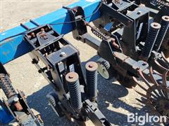 items/14a5fd9b4a0ef0119d476045bd488df1/kinze-1500-6r30-cultivator_f189d5e811e0406d8f0bfe87c91610a5.jpg