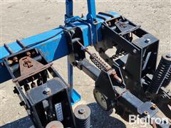 items/14a5fd9b4a0ef0119d476045bd488df1/kinze-1500-6r30-cultivator_f1ddef365f3f4eeba1a390b0e3bb50a1.jpg