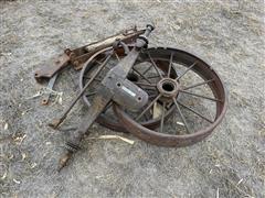 Front Steel Wheels & Front End For Gleaner Combine 