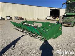 2009 John Deere 608C 8R30 Corn Head 