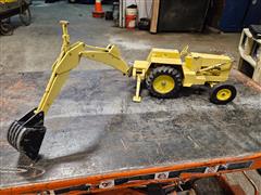 items/15a3cfb8ee2cee11a81c000d3ad39f19/fordbackhoe-2_1144ddaece354aa595a4408577aa3800.jpg