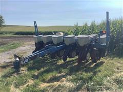 Kinze 2000 6/11 Planter 