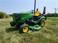 2016 John Deere 1025R MFWD Compact Utility Tractor 