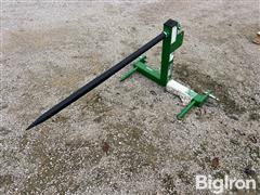 John Deere 3-Pt Bale Spear 