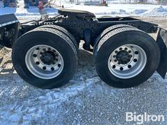 items/1611b8a9fccdef1195f6000d3a620d5e/2007freightlinercolumbiatatrucktractor-20_1b4b8b669ed44c6d856abe740e392ed4.jpg