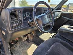 items/162fcdc2b744427695c40a09c8bb08e1/2001chevroletk2500hdsilveradoext.cab4-door4x4pickup_f32f07f3a1b44082806bd6a798bd0262.jpg