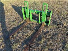 John Deere Pallet Fork/3 Bale Spear 