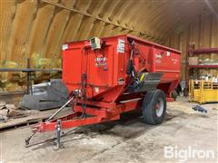 2014 KUHN Knight Reel Auggie 3130 Feed Wagon 