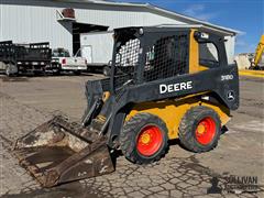 2011 John Deere 318D Skid Steer 