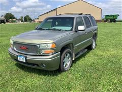 2001 GMC Denali AWD SUV 