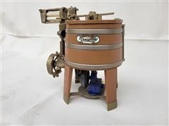 Ertl Model Maytag Washer 