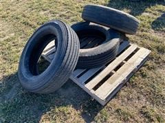 items/170e26e2aa52ec11a3ee0003fff903d6/25570r22-2.5trucktires_d9795082c1f447039024d7ab170aa8f6.jpg