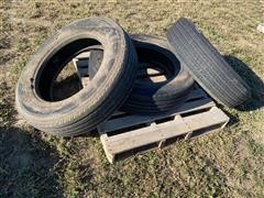 items/170e26e2aa52ec11a3ee0003fff903d6/25570r22-2.5trucktires_f0eb432d56b14c1c89d2864f00187f9a.jpg