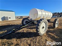 Patriot Steerable Fertilizer Cart w/ 1600-Gal Tank 