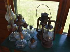 Kerosene Lamps And Lanterns 