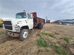 1990 Ford LNT8000 T/A Manure Spreader Truck 