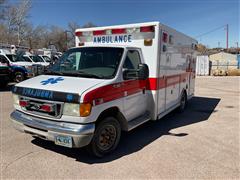 2003 Ford E450 Super Duty 2WD Ambulance W/Life Line Box 