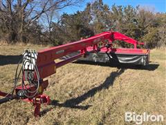 2015 Massey Ferguson 1386 Pull-Type Mower Conditioner 