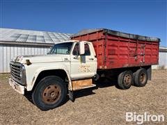 1977 Ford F600 Custom Cab T/A Grain Truck 