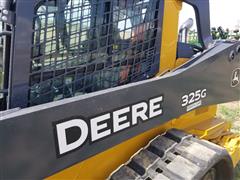 items/18aaf527e3f2ed11a81c6045bd4ccc74/2019johndeere325gtrackloader_350416dc2250468a931b5c61bd8d8a55.jpg