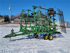 2010 John Deere 2210 33'6" Level Lift Field Cultivator 