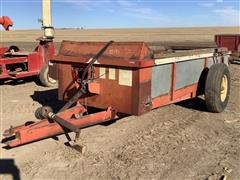 Gehl 250 Manure Spreader 