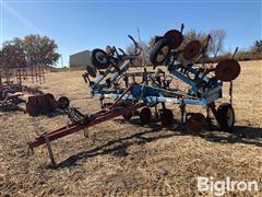 DMI / Hiniker 3200 11-shank NH3 Applicator 