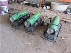 John Deere AC-215 215,000 BTU Kerosene Fired Portable Heaters 