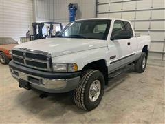 2001 Dodge RAM 2500 4x4 Extended Cab Pickup 