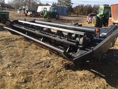 1999 MacDon 920 Auger Header 