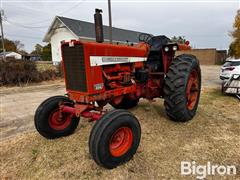 1968 International 856 2WD Tractor 