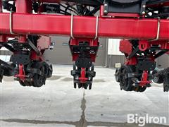 items/1a09c871d7b7ef1195f6002248918839/caseih125524row30planter_5211fde40d9441f0b6d527f847200f3b.jpg