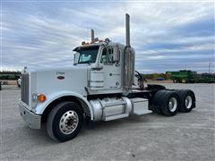 2005 Peterbilt 378 T/A Day Cab Truck Tractor 