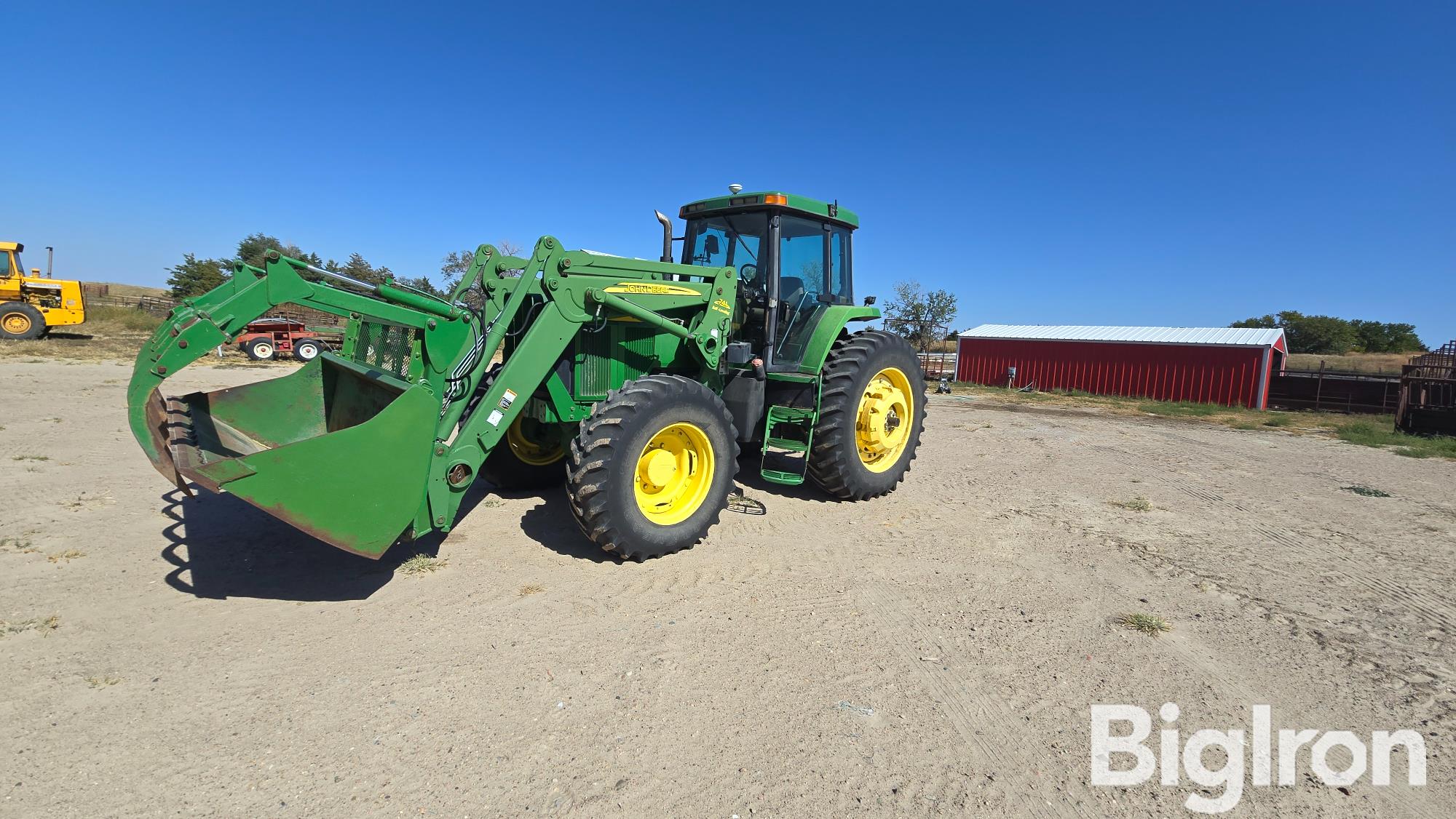 1997 John Deere 7810 MFWD Tractor W/Loader 