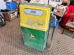 Wayne 410 John Deere Gas Pump w/ Hose 