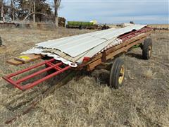 John Deere 1065 Header Trailer & Materials 