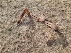 2-Pt Hitch For Farmall Tractor 