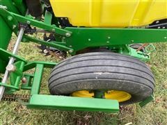 items/1a658c7ddb47ec11a3ee0003fff903d6/johndeere7300maxemerge2vacumeter3-pt12r36stackfoldplanter_77c60146dfd04131a9737cf629468755.jpg