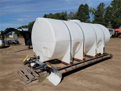 2500 Gallon Poly Liquid Holding Tank Mounted On Flatbed 