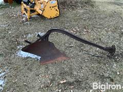 Single-Bottom Plow 