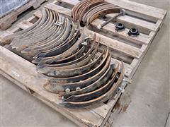 Chisel Plow Shovels w/ Unverferth Rolling Basket Bearings 