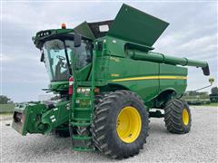 2015 John Deere S680 2WD Combine 