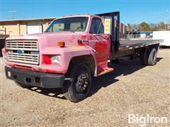 1988 Ford F700 S/A Flatbed Truck 