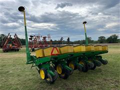 items/1b566470b322ee11a81c000d3a61103f/johndeere7000planter-171_21d296d9b26940e8a9128786c35e0f30.jpg