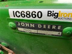 items/1b566470b322ee11a81c000d3a61103f/johndeere7000planter-171_4de457a15e80495c86f5724b973a9841.jpg